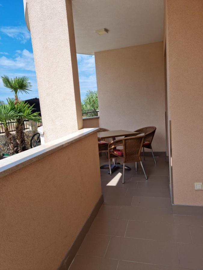 Appartments D&D Peroj Exterior photo